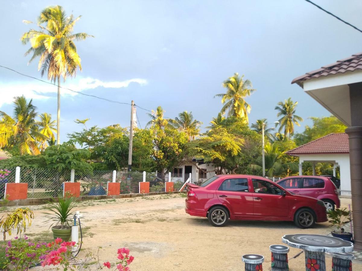 Desa Besut Inn كامبونغ كوالا بيسوت المظهر الخارجي الصورة